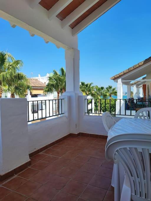 Apartamento A Pie De Playa Con Parking Privado Рота Екстер'єр фото